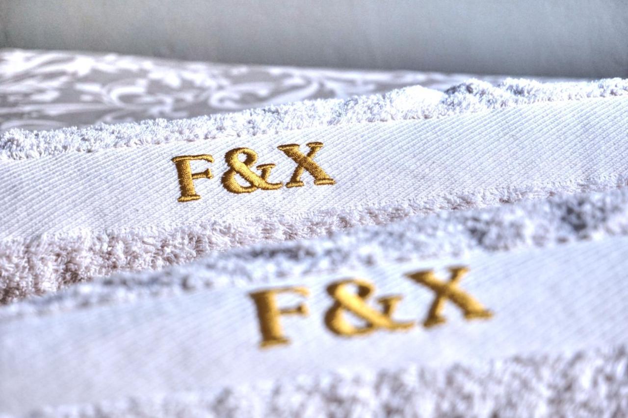 Corfu  F&X City House מראה חיצוני תמונה